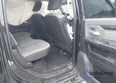 2019 Ram 2500 Big Horn 4X4 6'4 Box из США, поврежденный, VIN 3C6UR5DL7KG649325